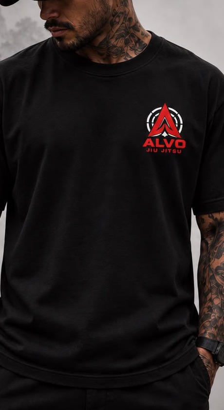 Camiseta ALVO streetwear kanji preta, frente